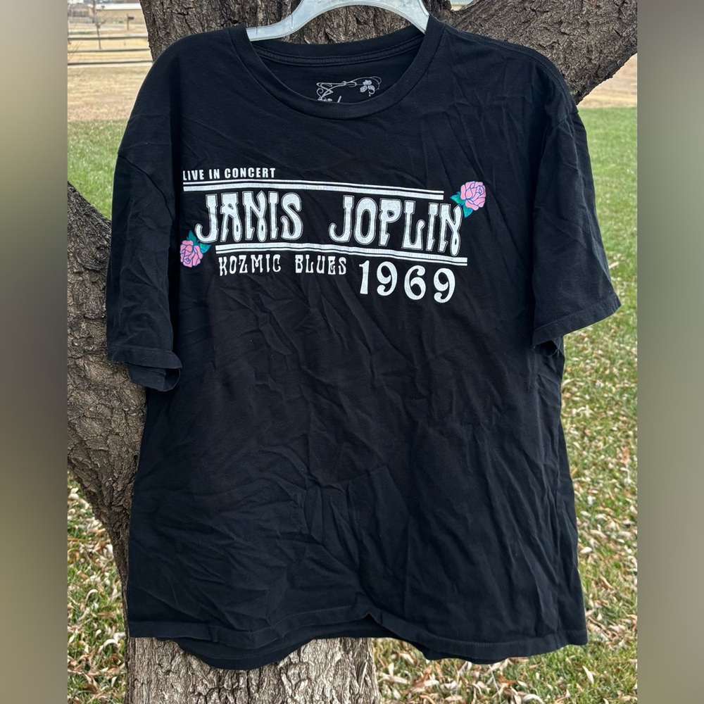 127. Black Janis Joplin Concert T-Shirt, Size XL